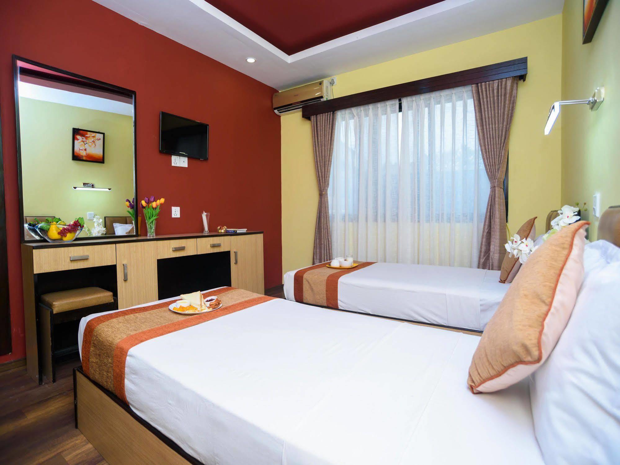 Oyo 105 Hotel Travel Inn Katmandu Kültér fotó