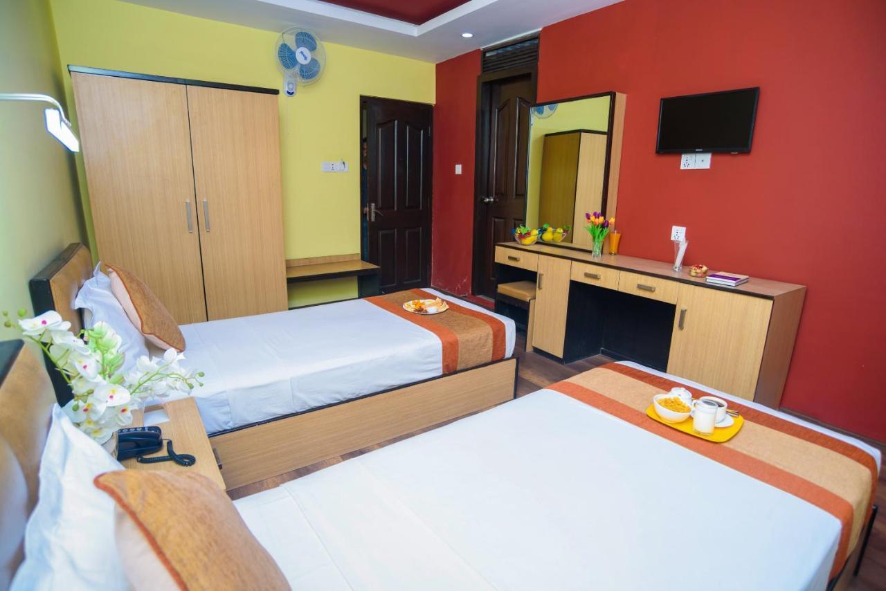 Oyo 105 Hotel Travel Inn Katmandu Kültér fotó